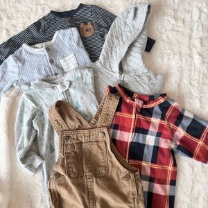 Cozy infant boy Jumpsuits & Sleepers Set lot of 6 outfits.  Sz 6-9mo GK
